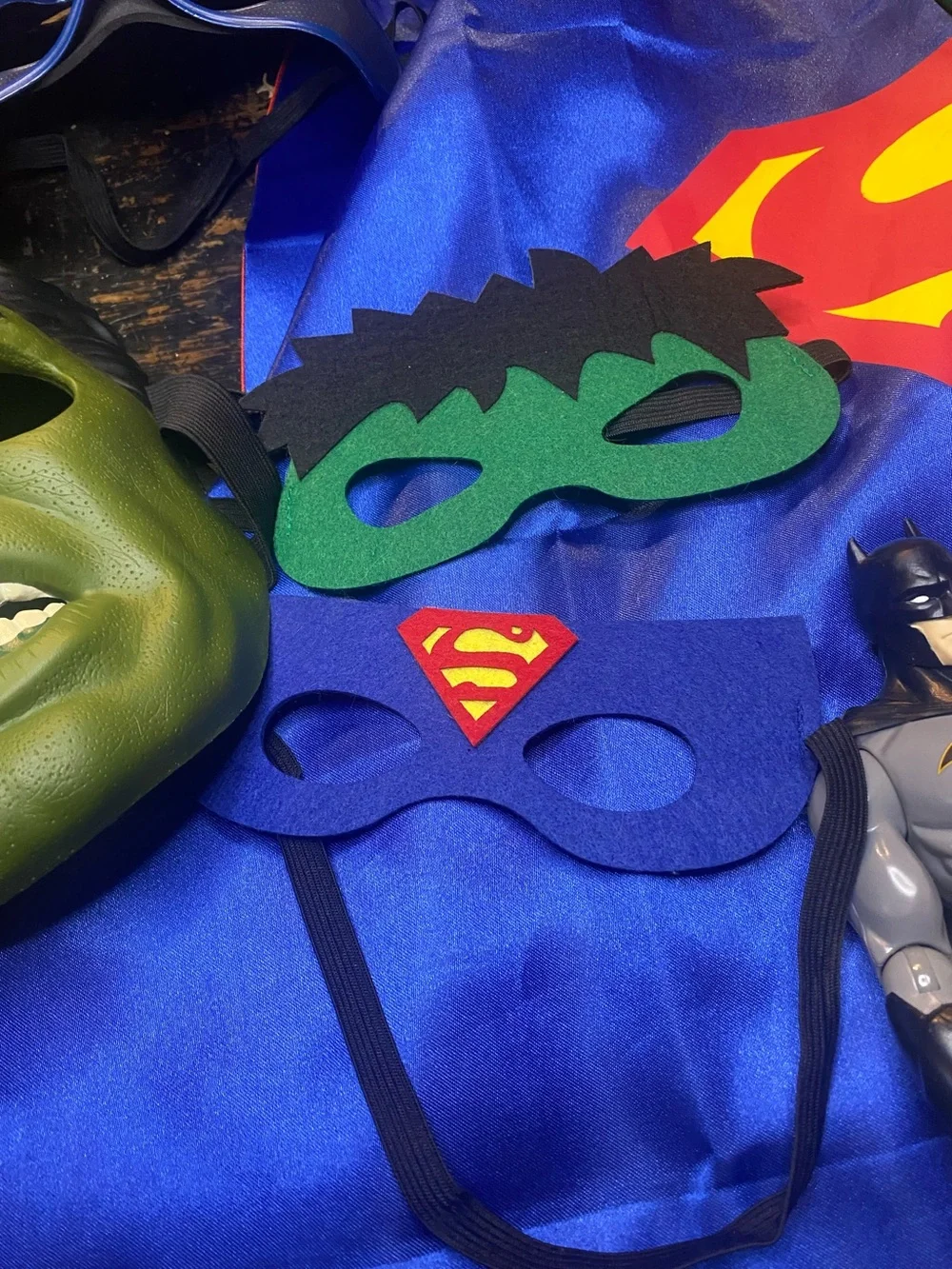 Superhero Dress Up Costume Lot Batman Spider-Man Hulk Superman Flash Masks Capes
